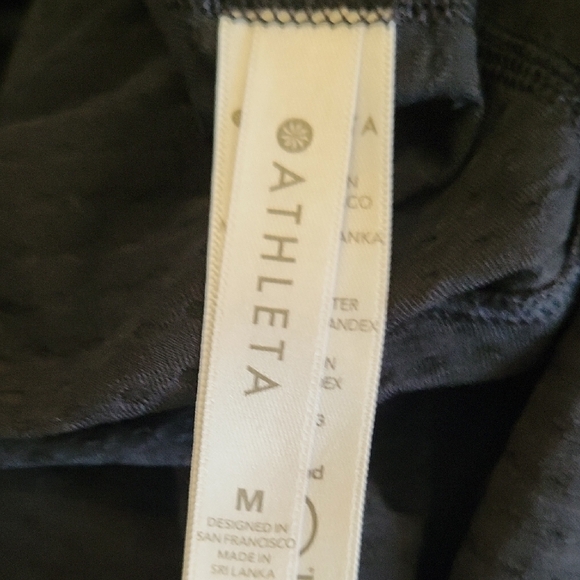 Athleta Black Textured Tee - Picture 6 of 8